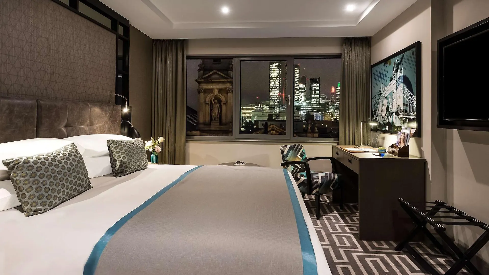 *****  Courthouse Hotel Shoreditch London United Kingdom